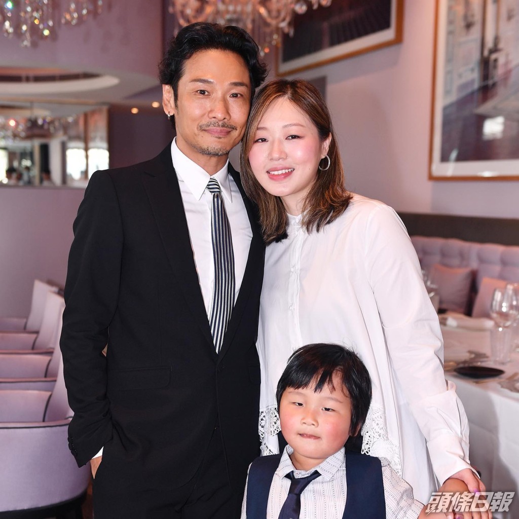 杜德偉與太太Ice結婚十周年。